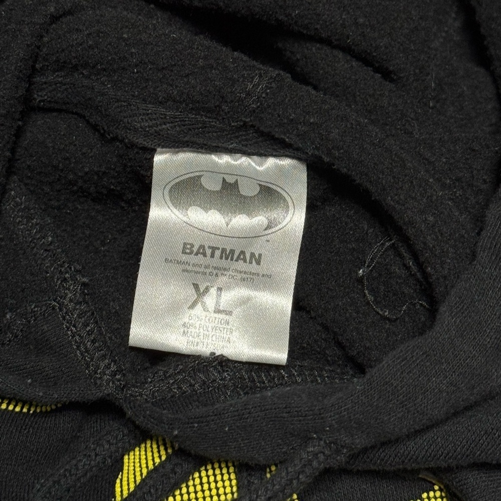 DC Batman Hoodie Black Yellow Cotton Polyester Pullover Men Size XL - Picture 3 of 11